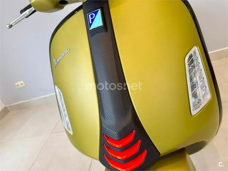 Vespa GTS 300 – Vista 15