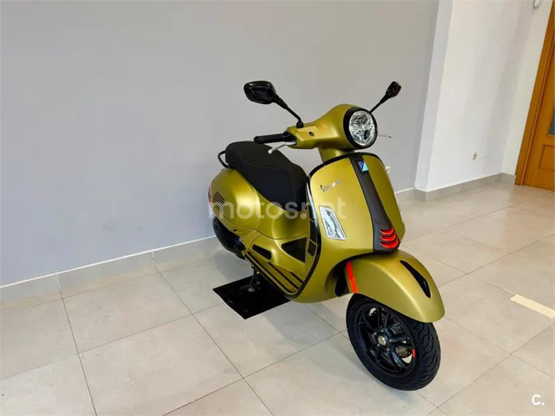 Vespa GTS 300 – Vista 4