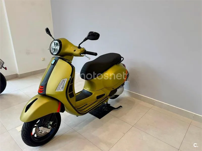 Vespa GTS 300 – Vista 6