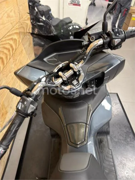 Honda PCX 125 – Vista 18