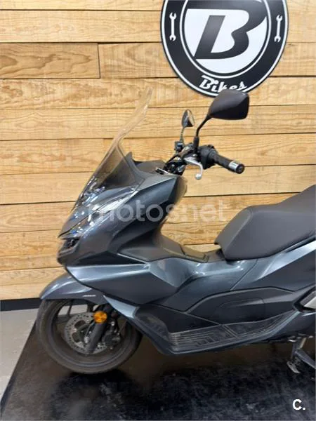 Honda PCX 125 – Vista 24