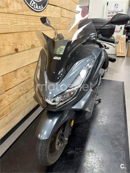 Honda PCX 125 – Vista 26