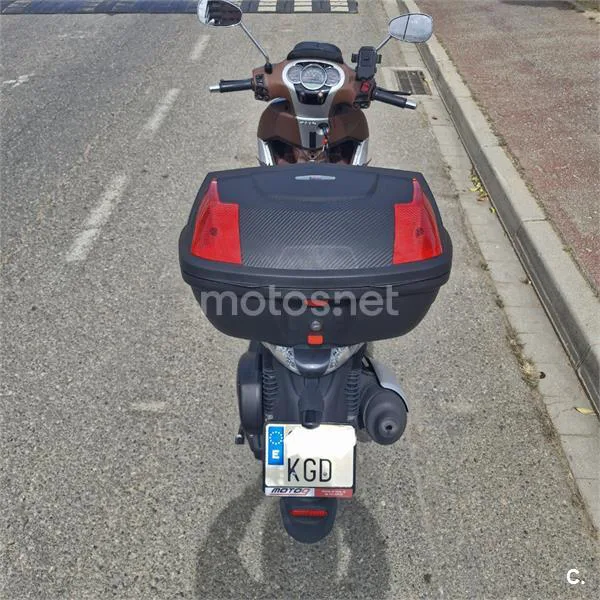 Piaggio Beverly 300 – Vista 22