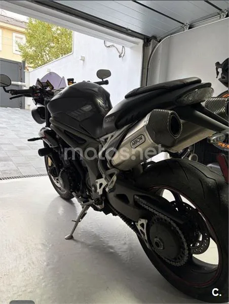 Triumph Speed Triple – Vista 4
