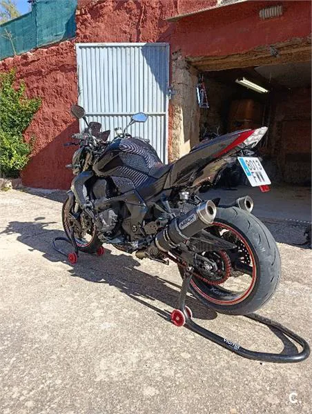 Kawasaki Z1000 – Vista 3