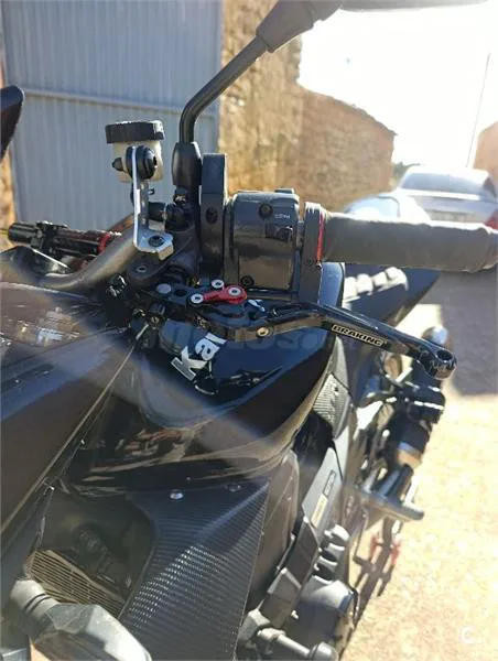 Kawasaki Z1000 – Vista 7