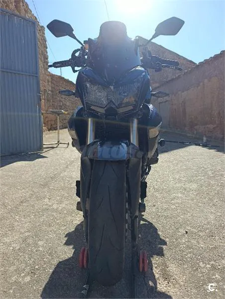 Kawasaki Z1000 – Vista 9