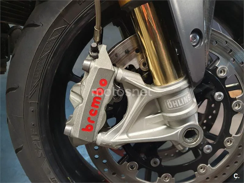Triumph Speed Triple R – Vista 3