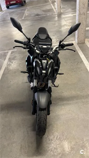 Yamaha MT-09 – Vista 2