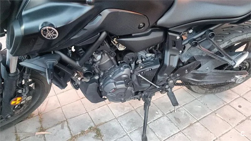 Yamaha MT-09 – Vista 4