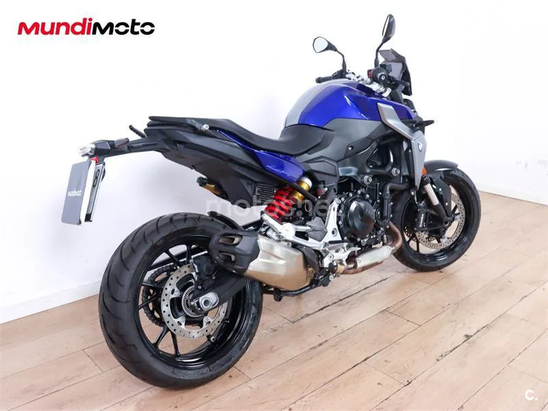 BMW F 900 R – Vista 3