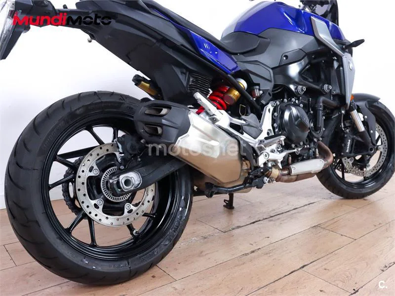 BMW F 900 R – Vista 4
