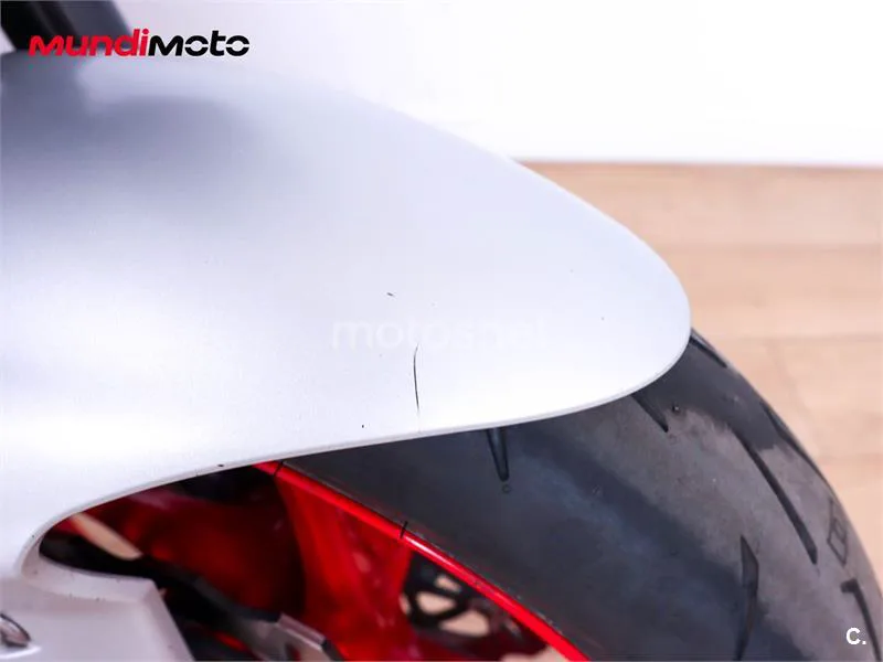 Triumph Street Triple – Vista 13