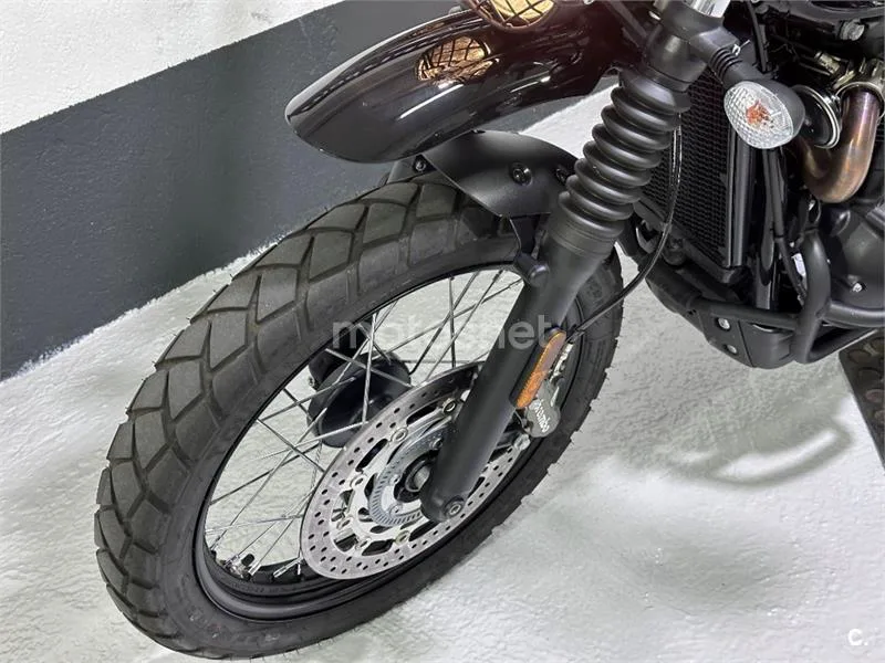 Triumph Scrambler 900 – Vista 13