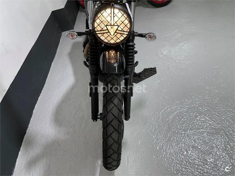 Triumph Scrambler 900 – Vista 14