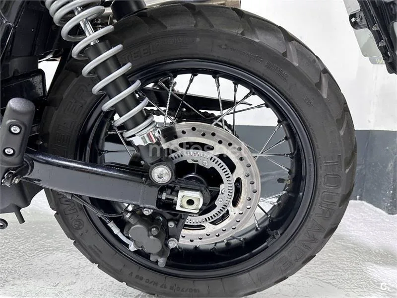 Triumph Scrambler 900 – Vista 30