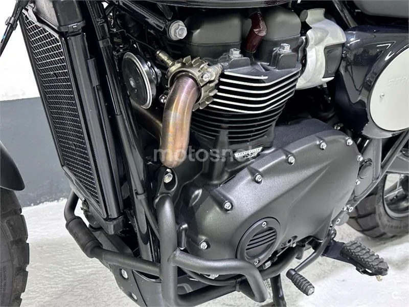Triumph Scrambler 900 – Vista 32