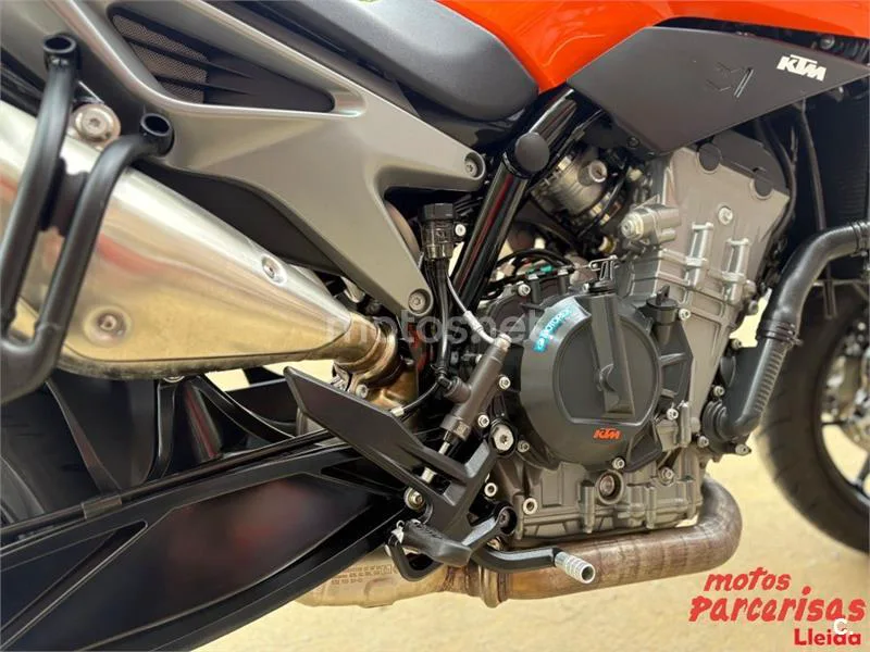 KTM 790 – Vista 14