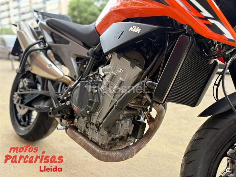 KTM 790 – Vista 15