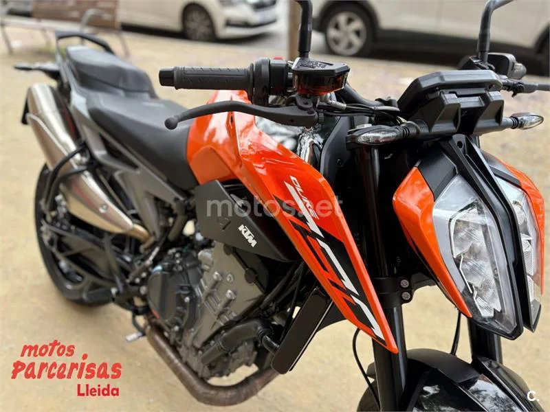 KTM 790 – Vista 16