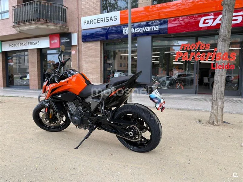 KTM 790 – Vista 3