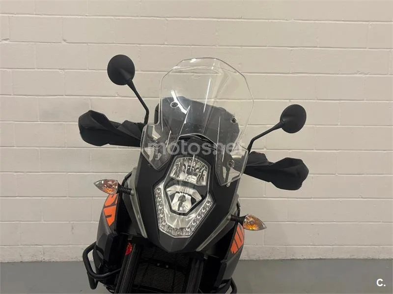 KTM 1050 Adventure – Vista 20
