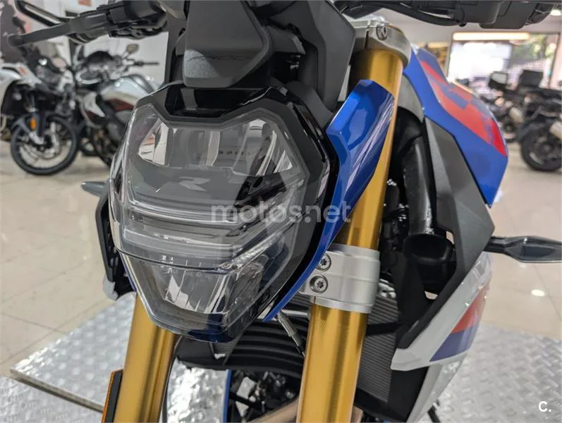 BMW F 900 R – Vista 13