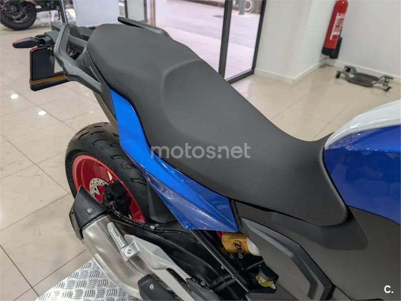 BMW F 900 R – Vista 17