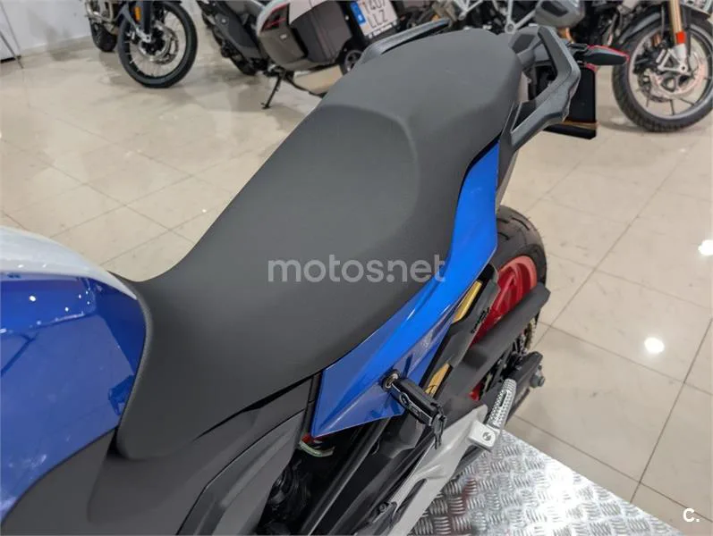 BMW F 900 R – Vista 19