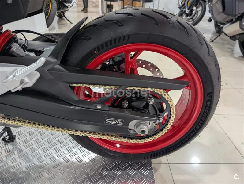 BMW F 900 R – Vista 25
