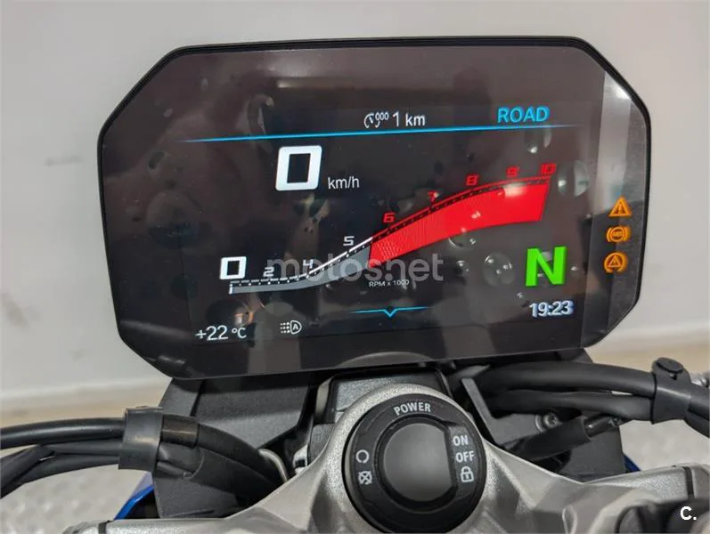 BMW F 900 R – Vista 6