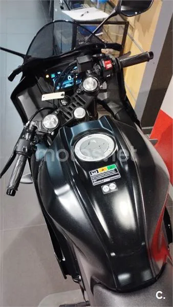 Yamaha R125 – Vista 14
