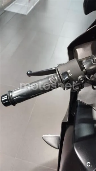 Yamaha R125 – Vista 10