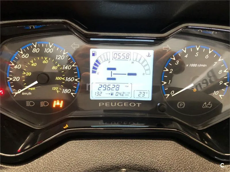 Peugeot Metropolis 400 – Vista 4