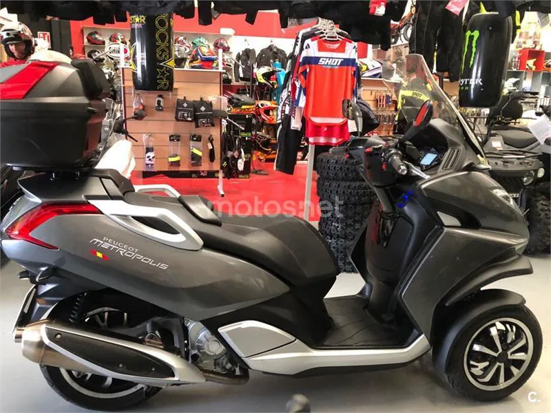 Peugeot Metropolis 400 – Vista 10