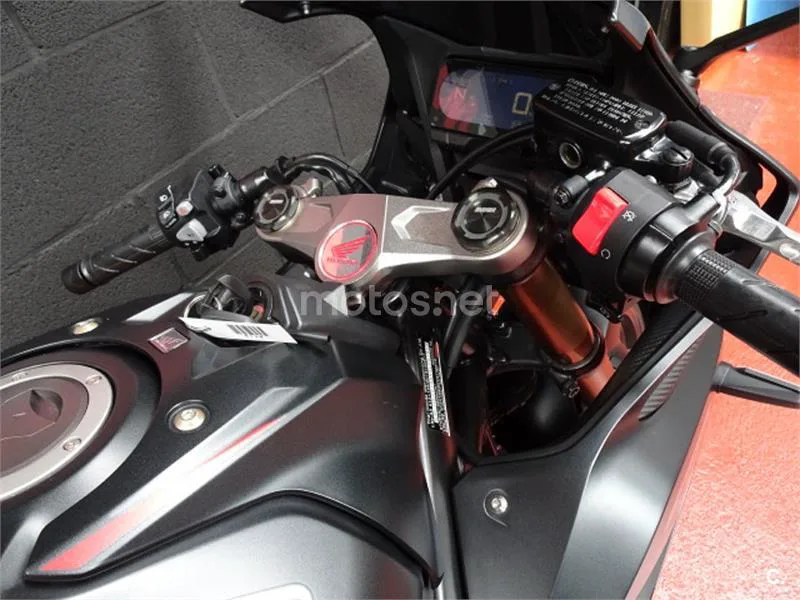 Honda CBR 650 R – Vista 9