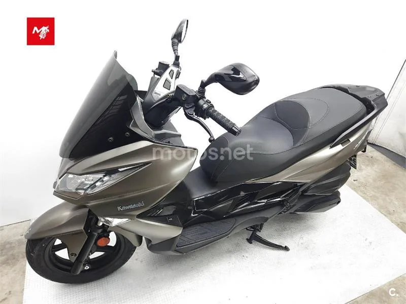 Kawasaki J300 – Vista 16