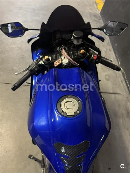 Yamaha R7 – Vista 10