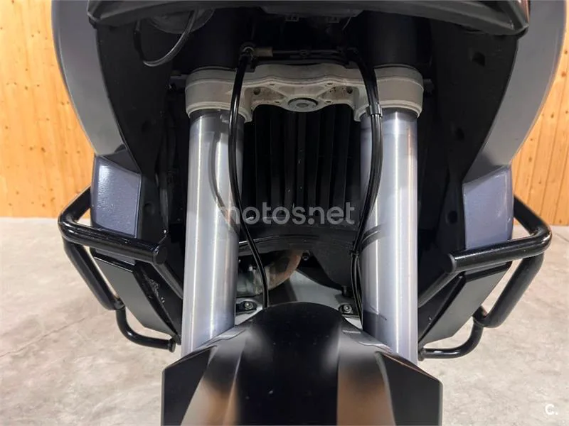 KTM 990 Adventure – Vista 25