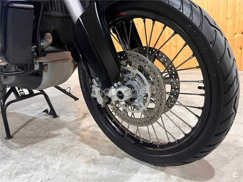 KTM 990 Adventure – Vista 34