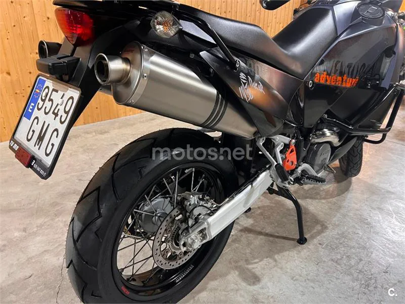 KTM 990 Adventure – Vista 47