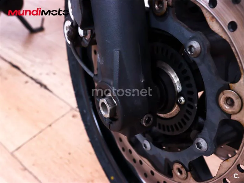 Yamaha MT-07 – Vista 13