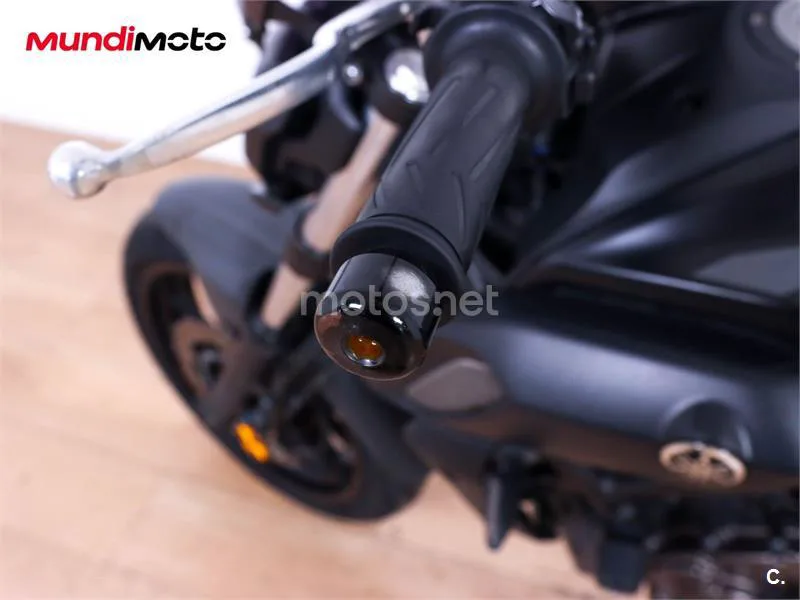 Yamaha MT-07 – Vista 22