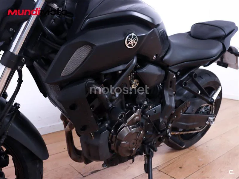 Yamaha MT-07 – Vista 10