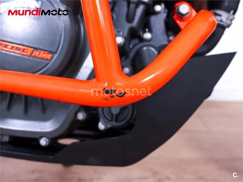 KTM 125 – Vista 17