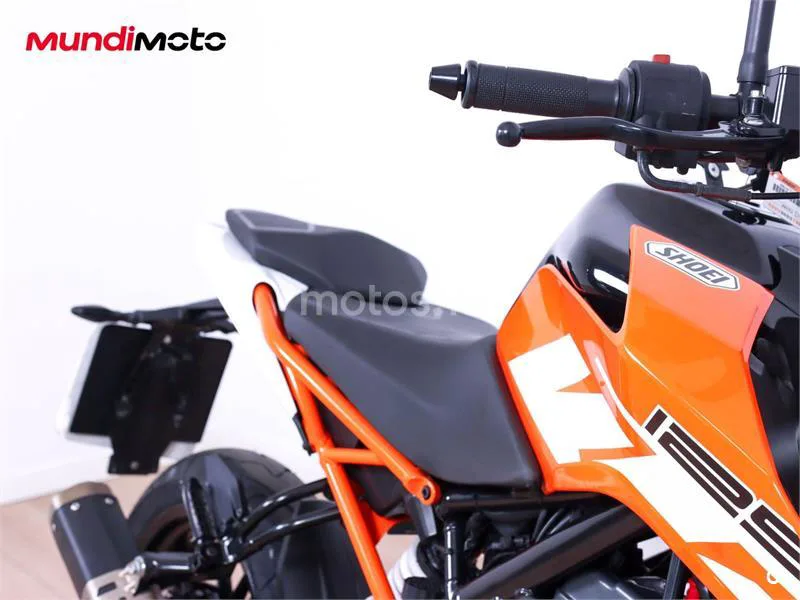 KTM 125 – Vista 24