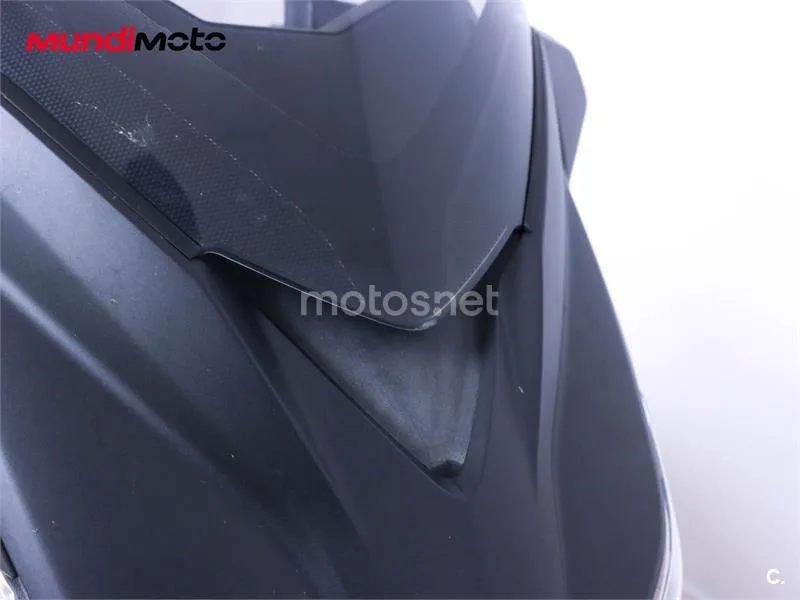Yamaha XMAX 400 – Vista 15