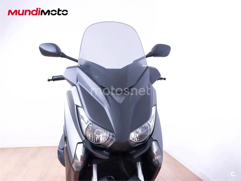 Yamaha XMAX 400 – Vista 19