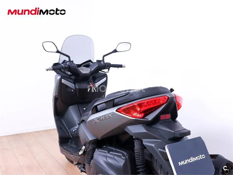 Yamaha XMAX 400 – Vista 9