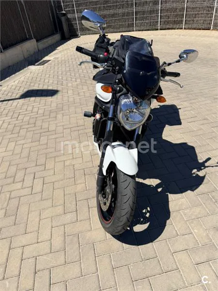 Yamaha FZ6 Fazer S2 – Vista 3